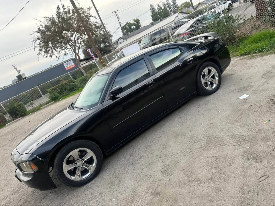 2006 Dodge Charger 6th Gen - Image 3 of 7