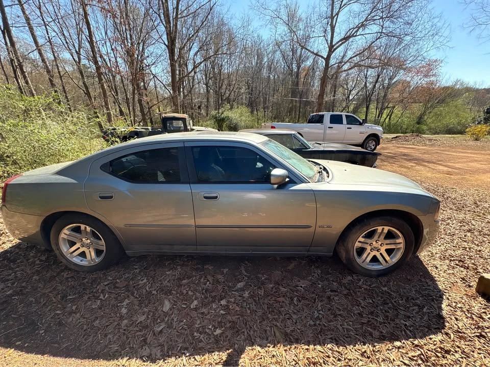 2006 Dodge Charger 6th Gen - Image 6 of 11