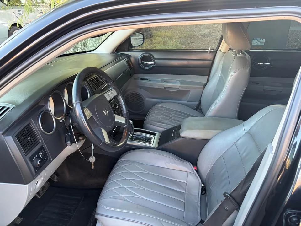 2006 Dodge Charger 6th Gen - Image 5 of 10