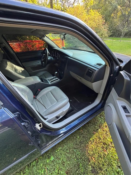 2006 Dodge Charger 6th Gen - Image 6 of 11