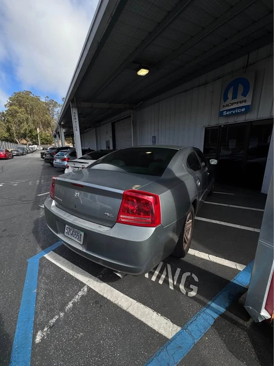 2006 Dodge Charger 6th Gen - Image 4 of 5