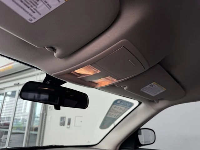 2006 Dodge Charger 6th Gen - Image 19 of 20