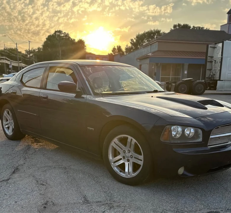 2006 Dodge Charger 6th Gen - Image 6 of 12