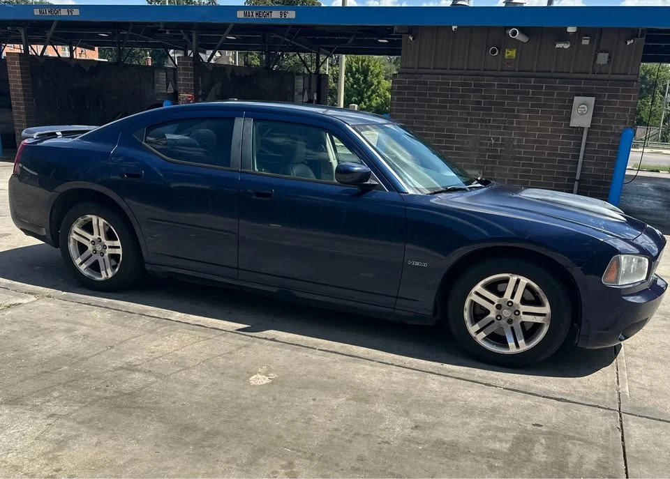 2006 Dodge Charger 6th Gen - Image 4 of 12