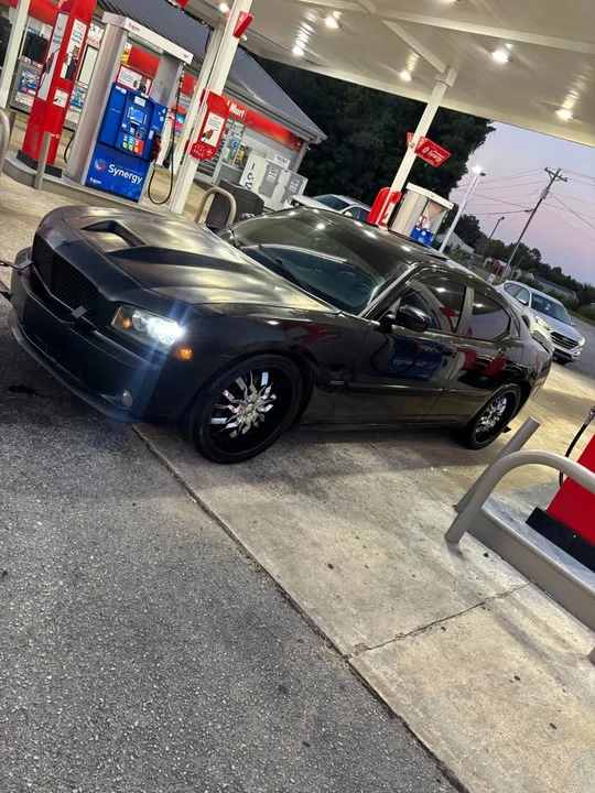 2006 Dodge Charger 6th Gen - Image 4 of 5