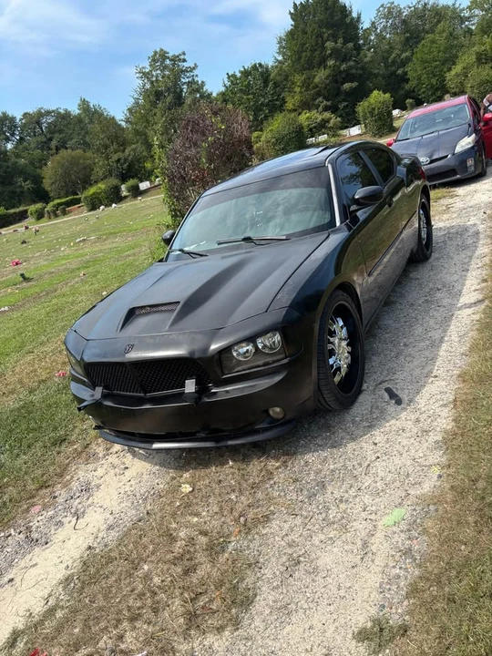 2006 Dodge Charger 6th Gen - Image 2 of 5