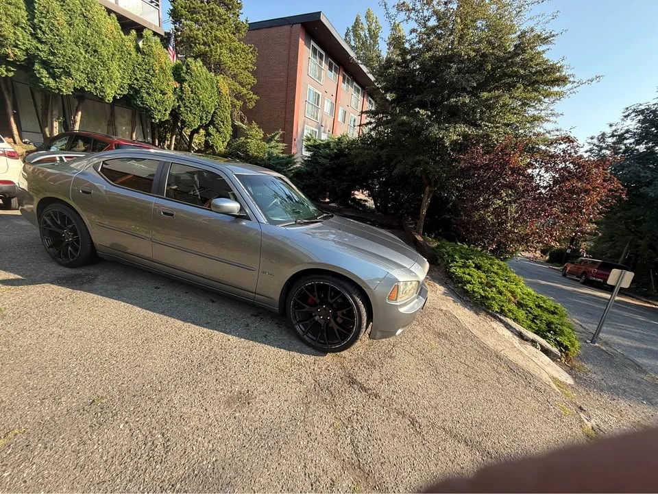 2006 Dodge Charger 6th Gen - Image 2 of 3