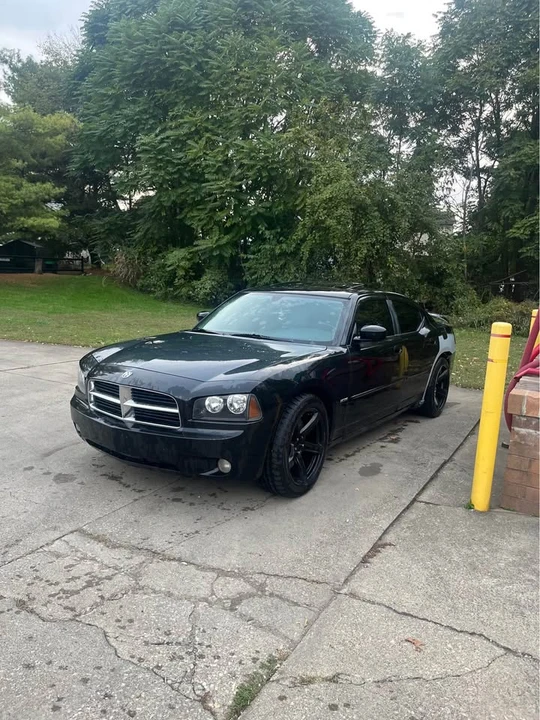 2006 Dodge Charger 6th Gen - Image 3 of 12