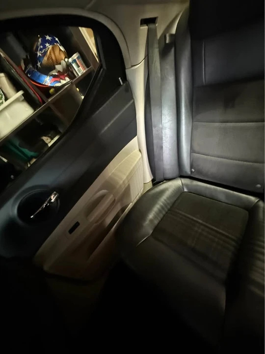 2006 Dodge Charger 6th Gen - Image 11 of 12