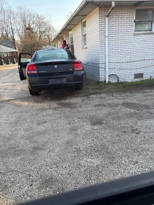 2006 Dodge Charger 6th Gen - Image 2 of 2