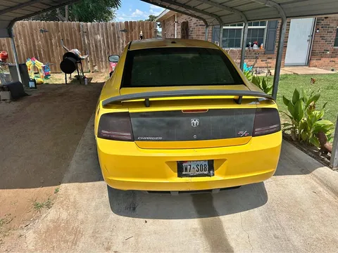 2006 Dodge Charger R/T Road & Track Sedan 4D