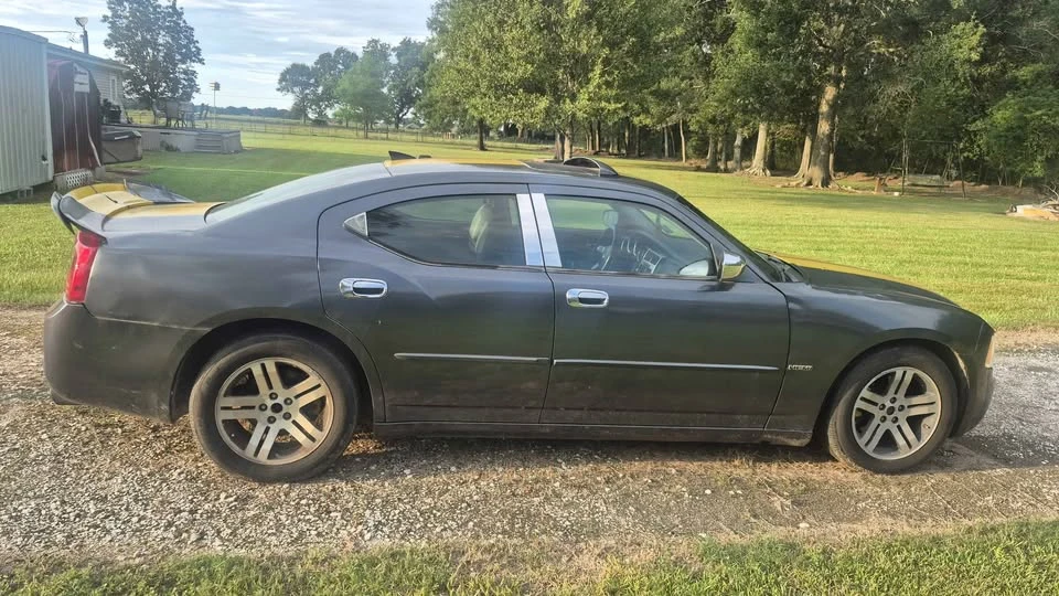 2006 Dodge Charger 6th Gen - Image 9 of 11