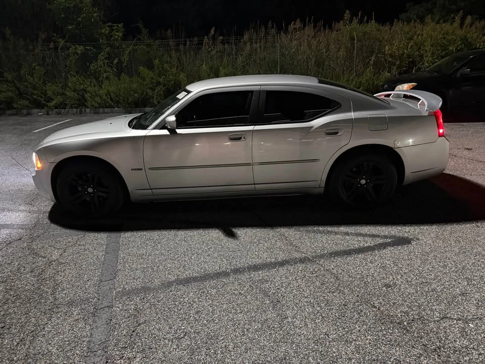 2006 Dodge Charger 6th Gen - Image 4 of 13