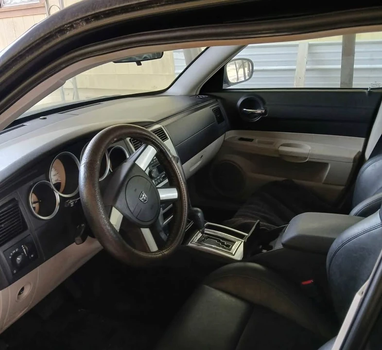 2006 Dodge Charger 6th Gen - Image 6 of 8