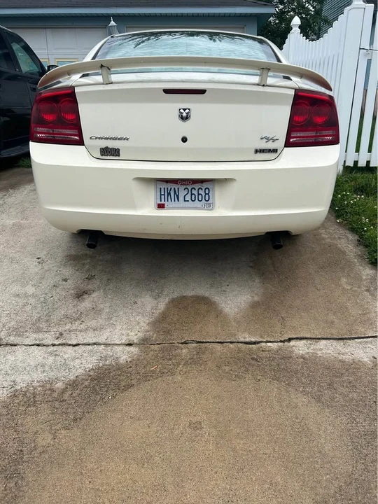 2006 Dodge Charger 6th Gen - Image 2 of 10