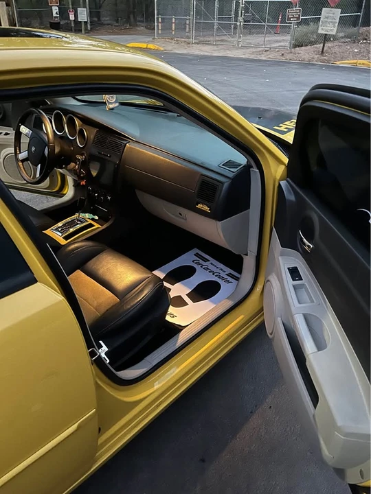2006 Dodge Charger 6th Gen - Image 10 of 20
