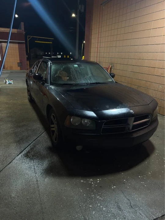 2006 Dodge Charger 6th Gen - Image 4 of 8