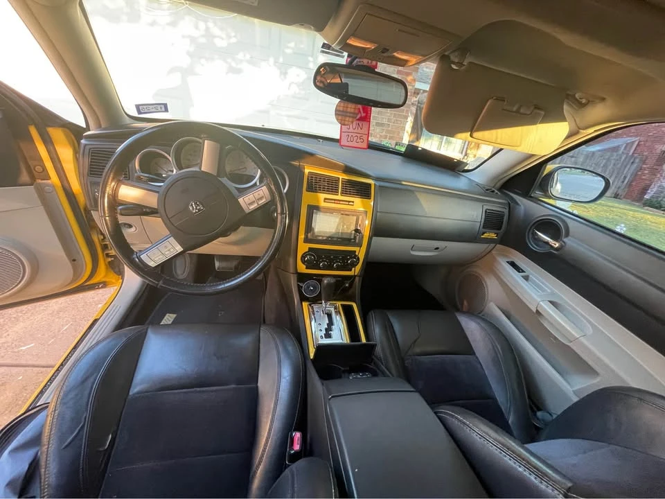 2006 Dodge Charger 6th Gen - Image 6 of 10