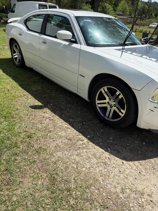 2006 Dodge Charger 6th Gen - Image 3 of 6