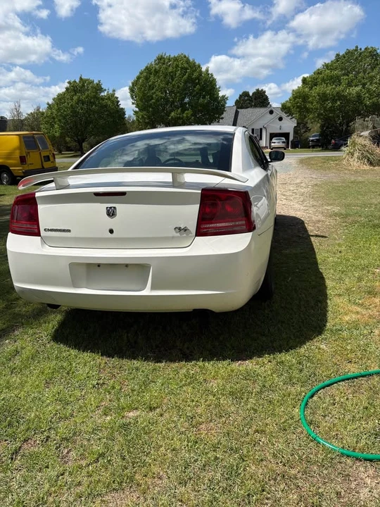 2006 Dodge Charger 6th Gen - Image 4 of 6