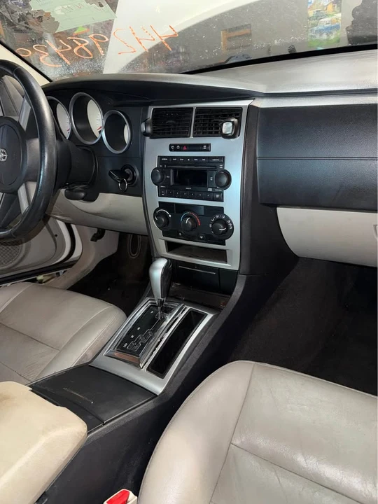 2006 Dodge Charger 6th Gen - Image 17 of 18