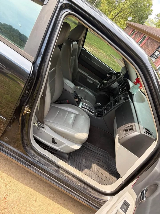 2006 Dodge Charger 6th Gen - Image 4 of 13