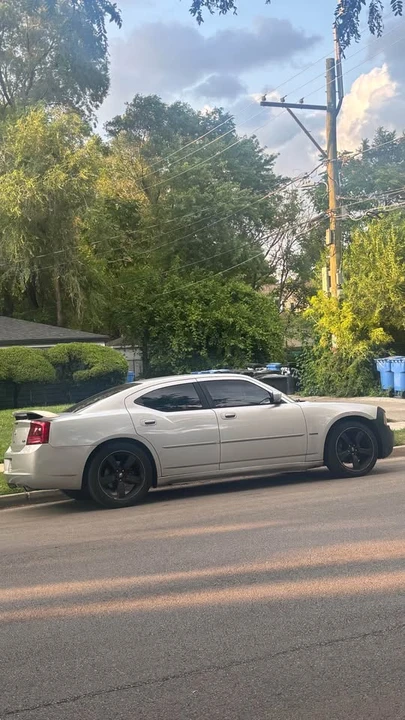 2006 Dodge Charger 6th Gen - Image 6 of 8