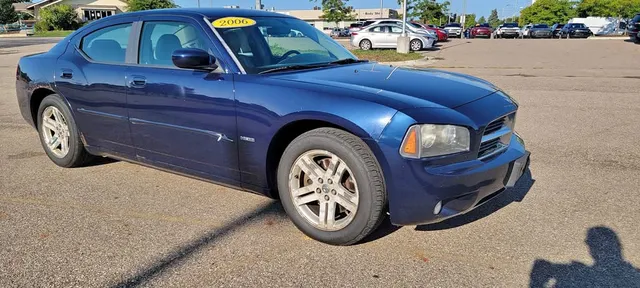 2006 Dodge Charger R/T Sedan 4D