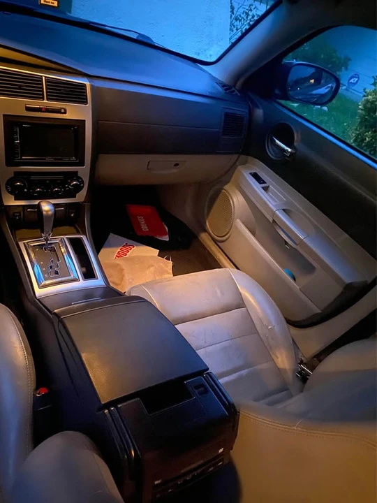 2006 Dodge Charger 6th Gen - Image 7 of 8