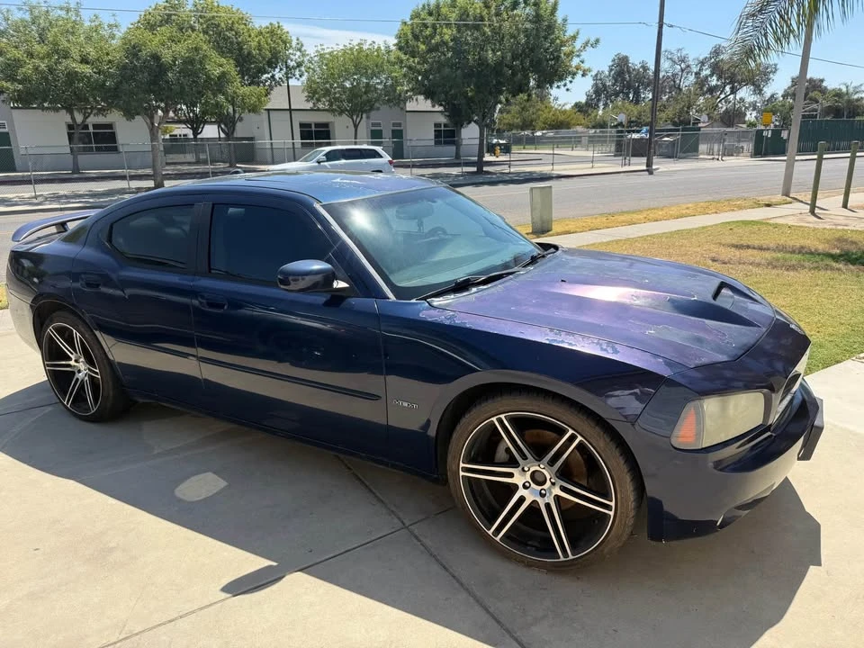 2006 Dodge Charger 6th Gen - Image 3 of 8