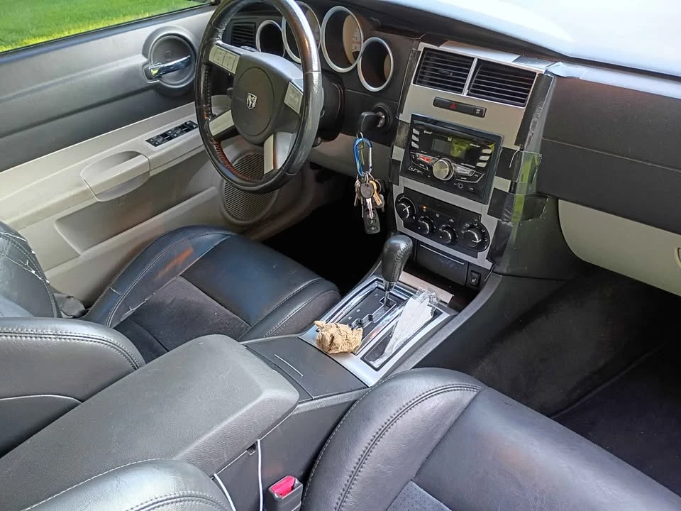 2006 Dodge Charger 6th Gen - Image 9 of 15