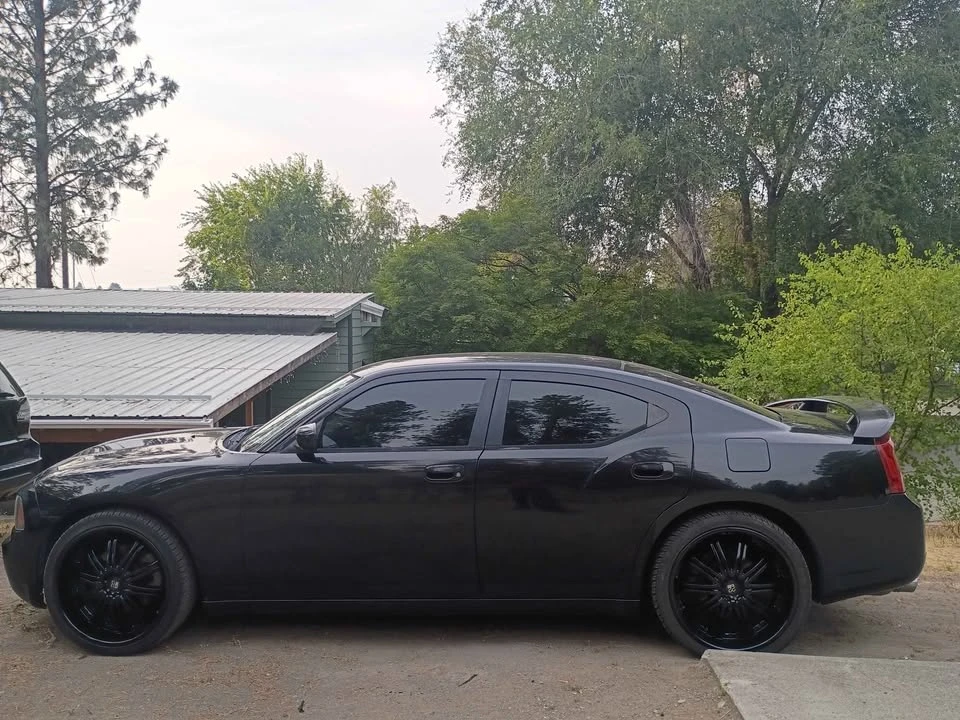 2006 Dodge Charger 6th Gen - Image 12 of 13