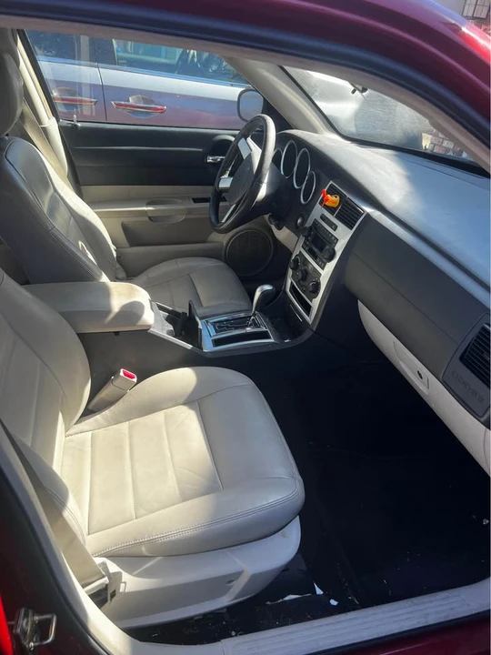 2006 Dodge Charger 6th Gen - Image 4 of 5