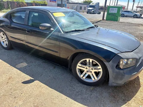 2006 Dodge Charger R/T Sedan 4D