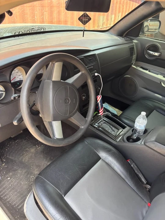 2006 Dodge Charger 6th Gen - Image 5 of 8