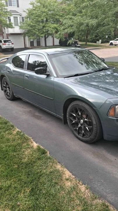 2006 Dodge Charger 6th Gen - Image 2 of 7
