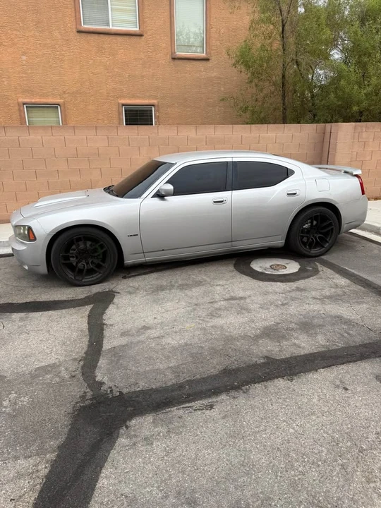 2006 Dodge Charger 6th Gen - Image 2 of 8