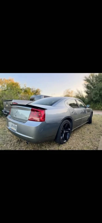 2006 Dodge Charger 6th Gen - Image 4 of 4