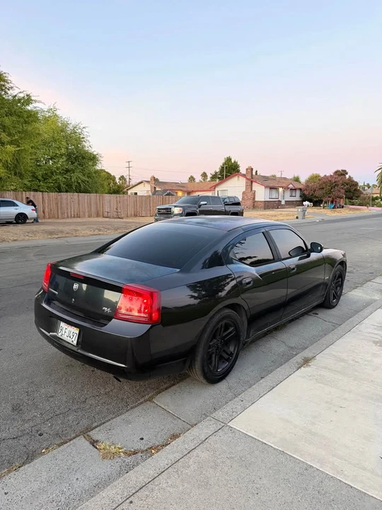 2006 Dodge Charger 6th Gen - Image 5 of 11