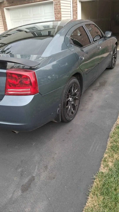 2006 Dodge Charger 6th Gen - Image 3 of 7