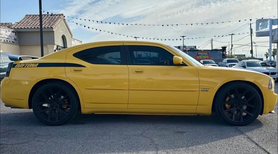 2006 Dodge Charger 6th Gen - Image 4 of 10