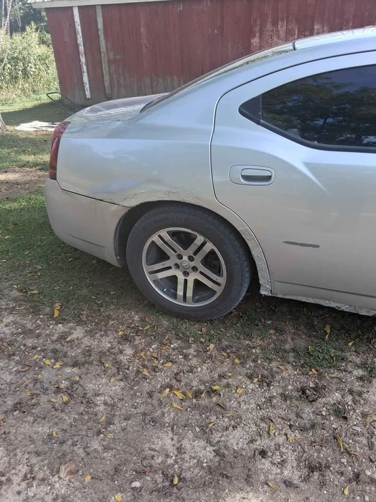2006 Dodge Charger 6th Gen - Image 4 of 11