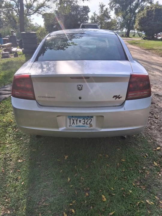 2006 Dodge Charger 6th Gen - Image 5 of 11