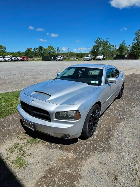 2006 Dodge Charger 6th Gen - Image 2 of 4