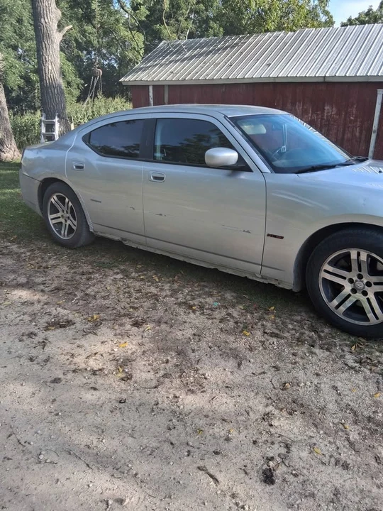 2006 Dodge Charger 6th Gen - Image 6 of 11