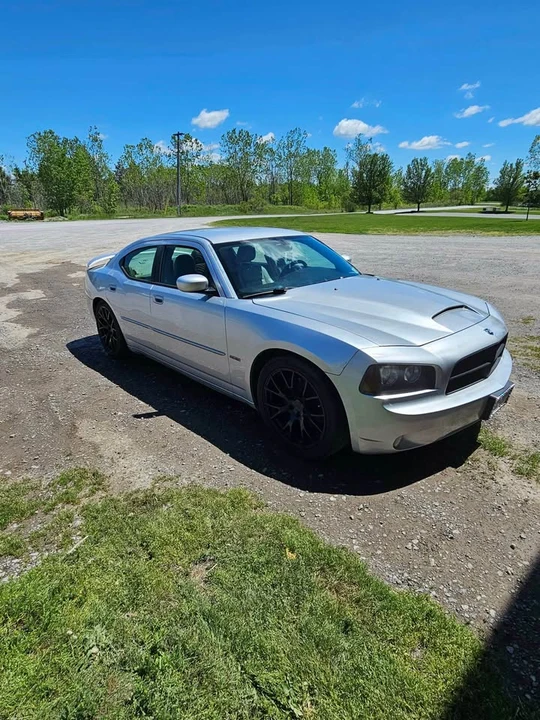 2006 Dodge Charger 6th Gen - Image 3 of 4