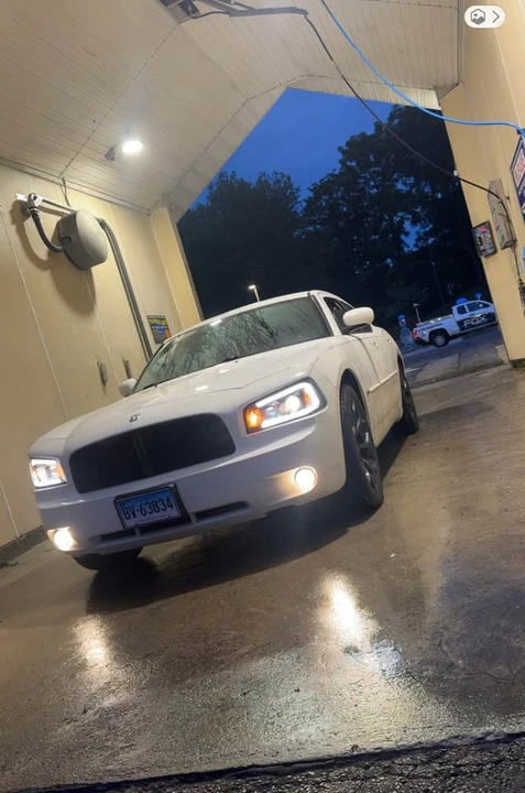 2006 Dodge Charger 6th Gen - Image 6 of 7