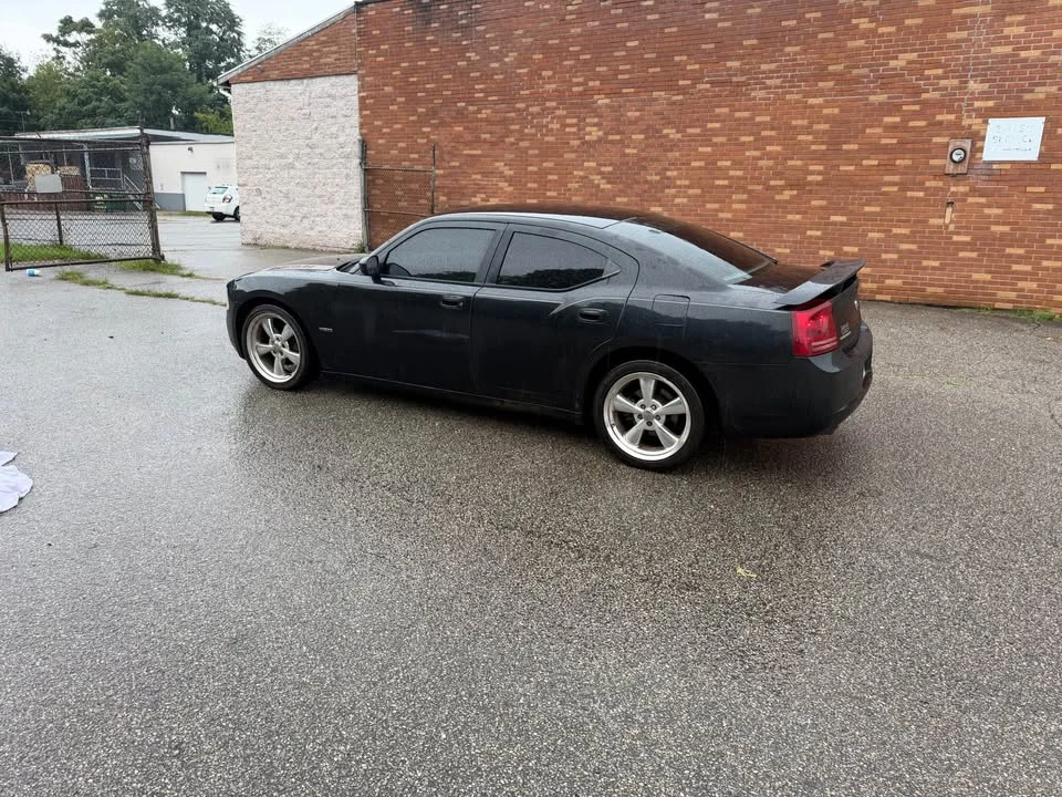 2006 Dodge Charger 6th Gen - Image 2 of 7