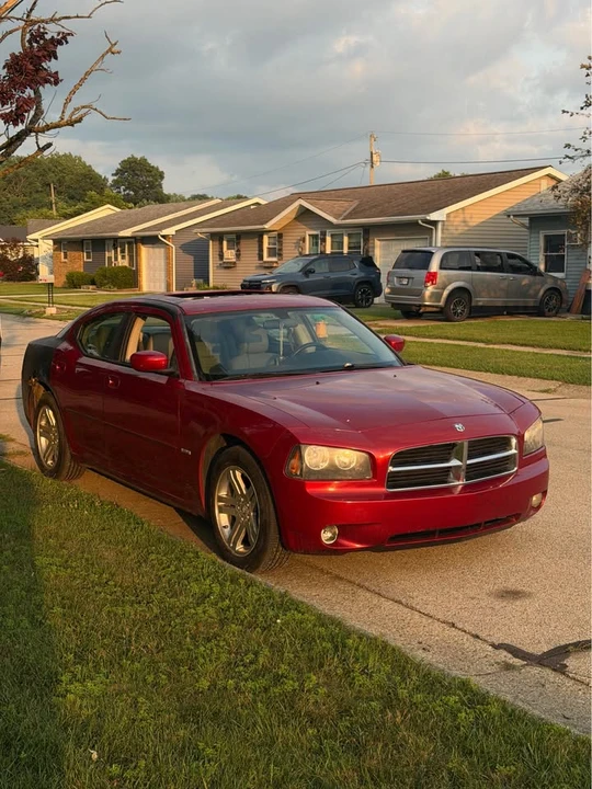 2006 Dodge Charger 6th Gen - Image 3 of 9