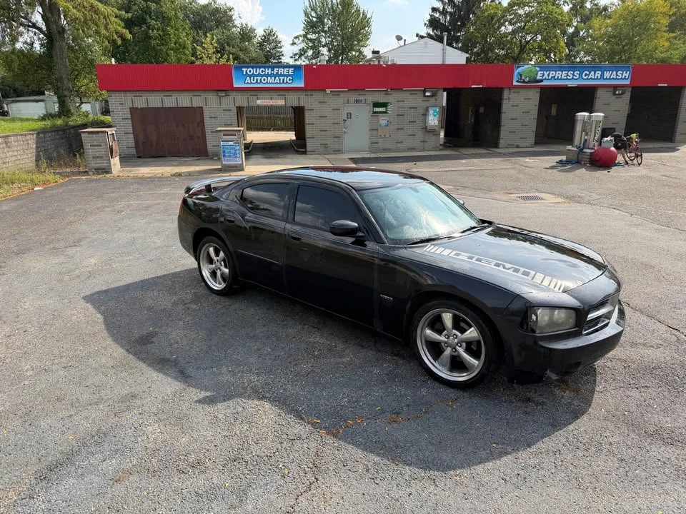 2006 Dodge Charger 6th Gen - Image 2 of 6